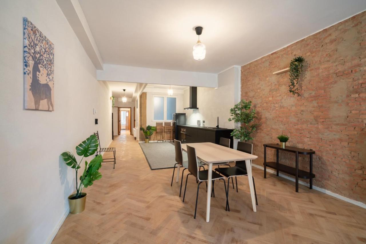 Antwerp City Center Two-Bedroom Apartments Екстер'єр фото