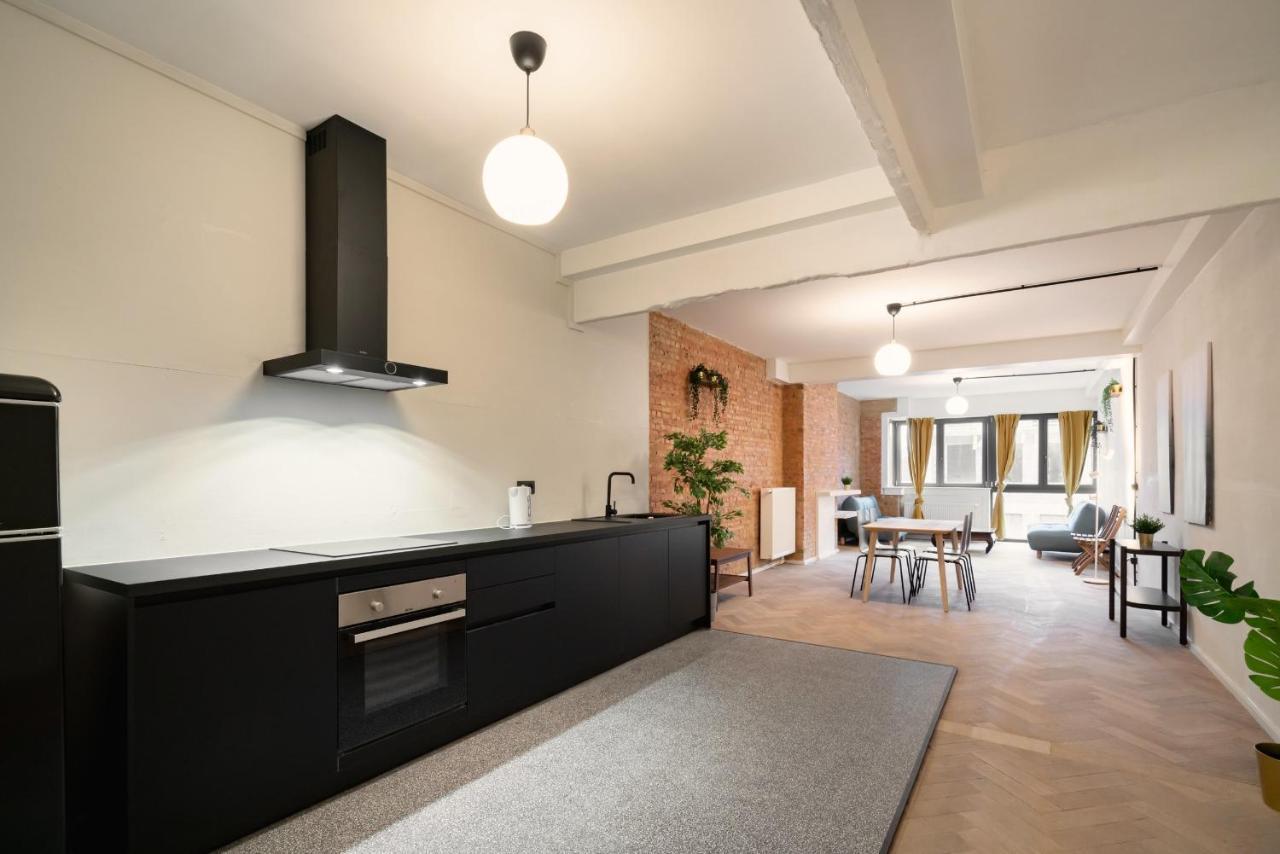 Antwerp City Center Two-Bedroom Apartments Екстер'єр фото