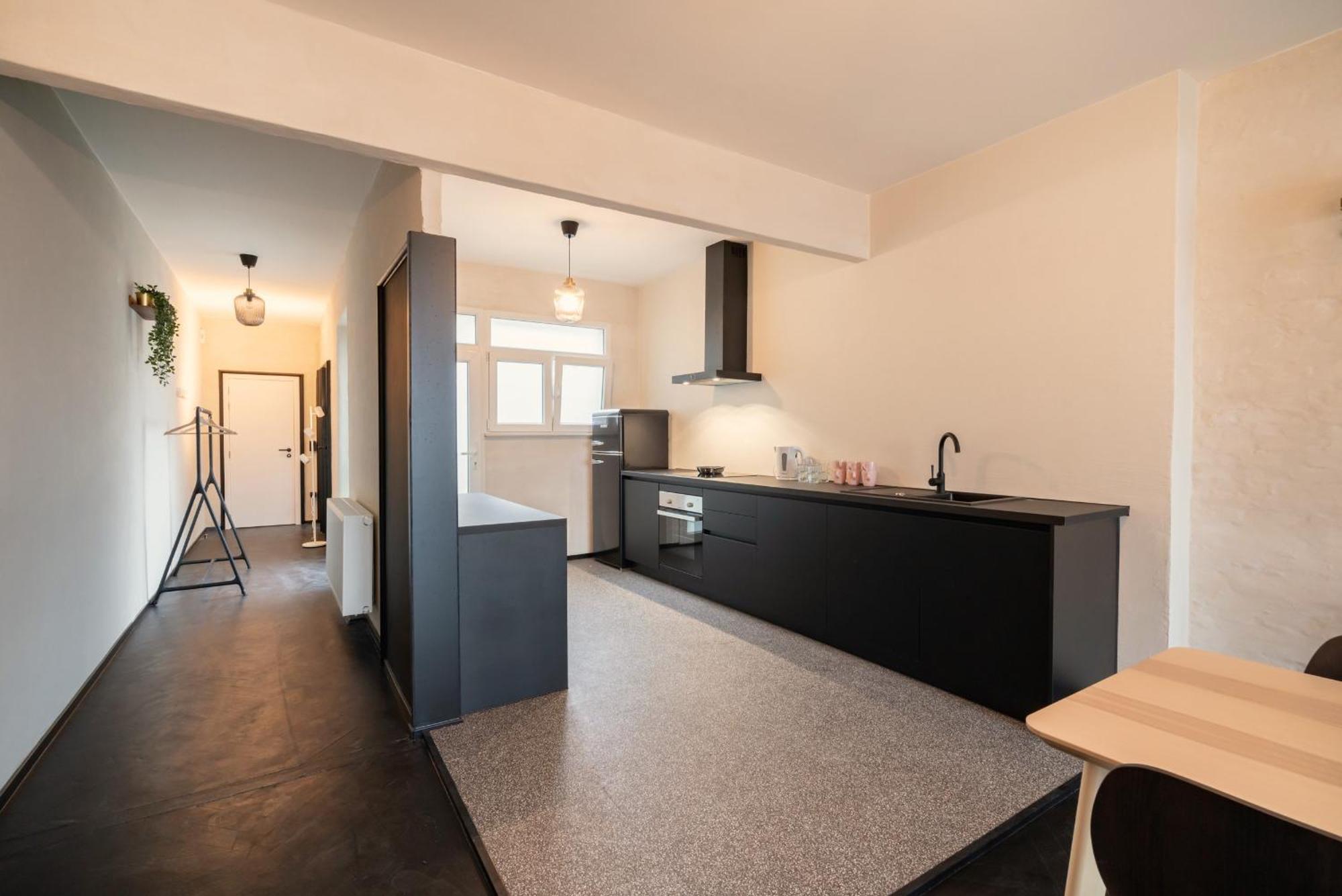 Antwerp City Center Two-Bedroom Apartments Екстер'єр фото